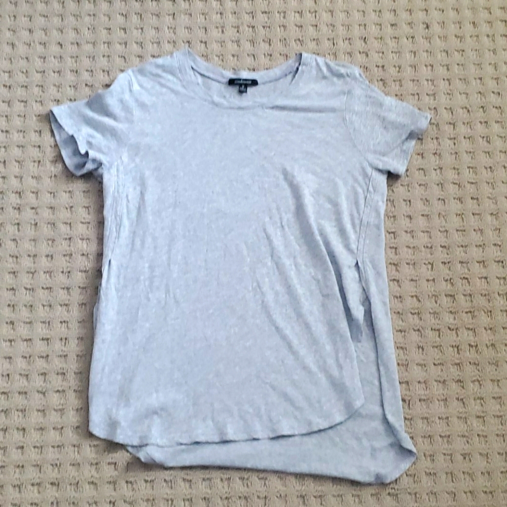 Plain grey t-shirt